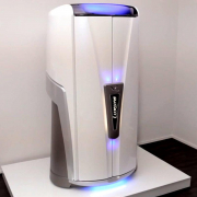 Вертикальный солярий "Luxura V10 50 SLI HIGH INTENSIVE"